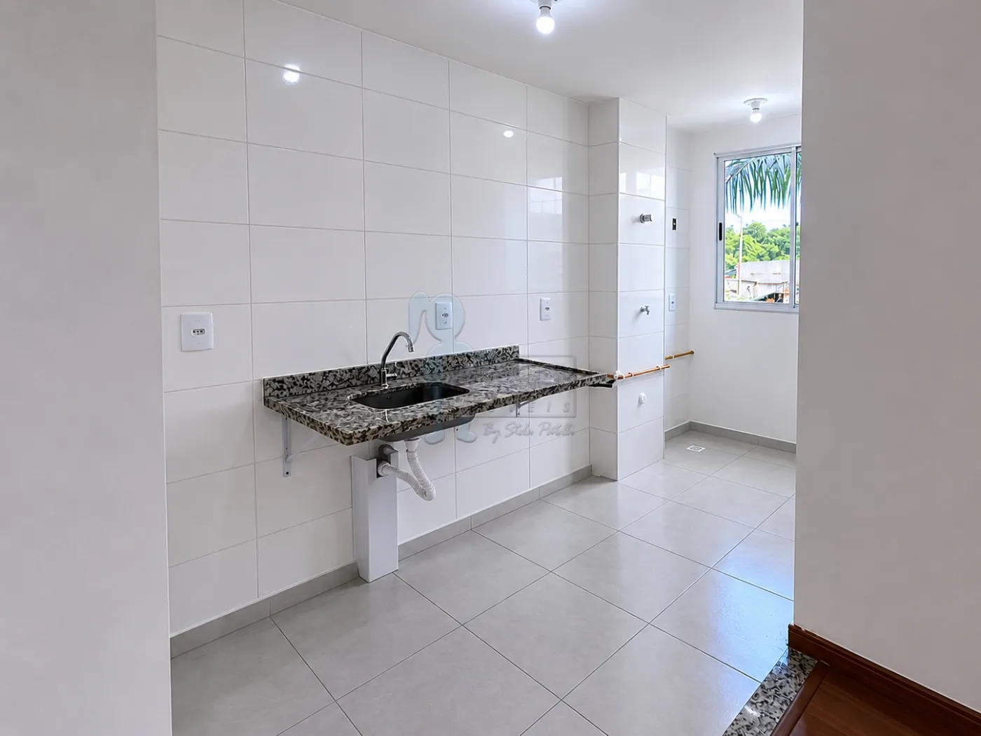 Alugar Apartamento / Padr&atilde;o em Ribeir&atilde;o Preto R$ 1.150,00 - Foto 5
