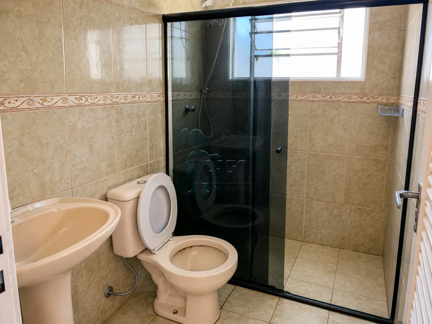 Alugar Apartamento / Padr&atilde;o em Ribeir&atilde;o Preto R$ 950,00 - Foto 6