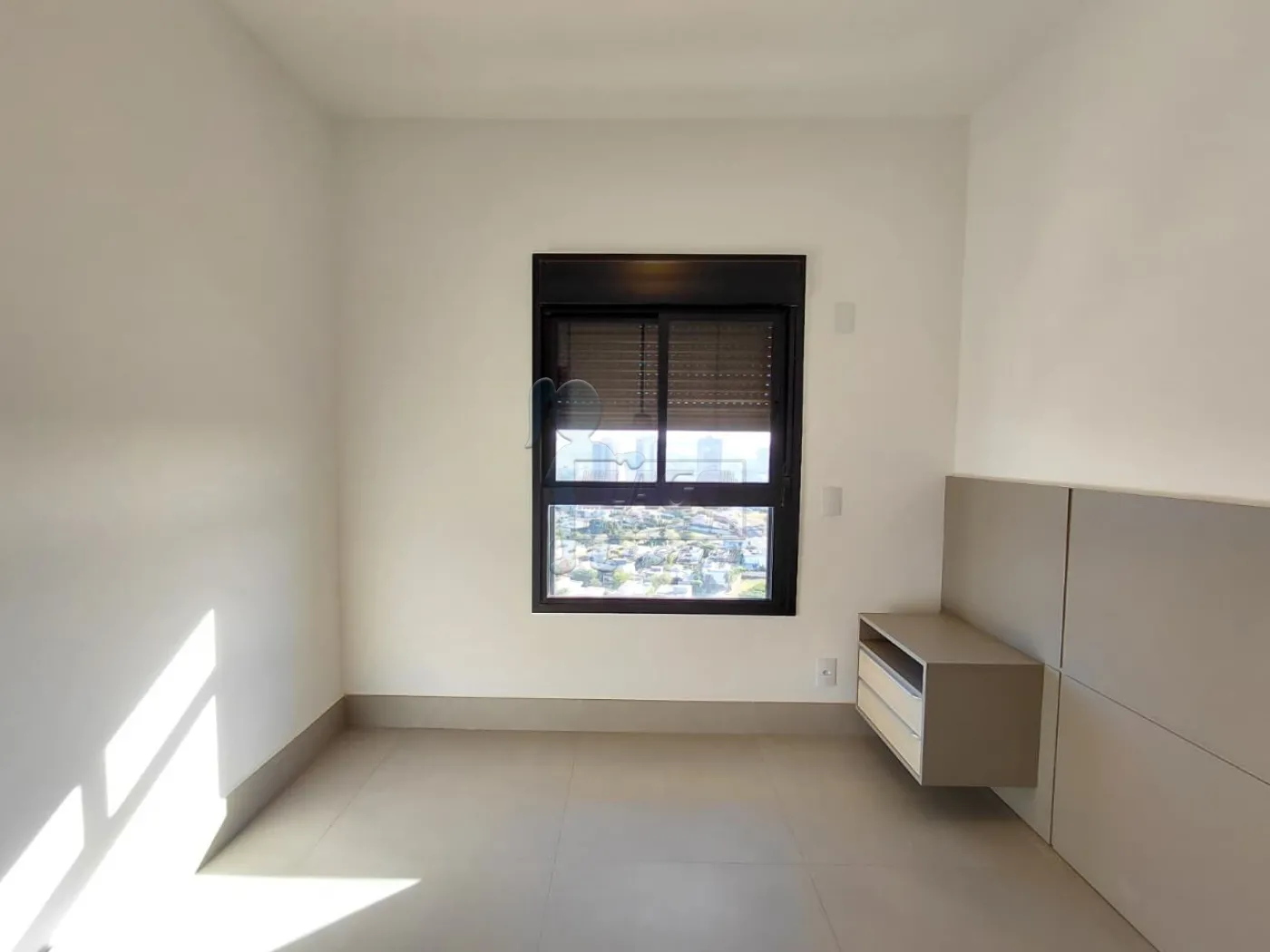 Alugar Apartamento / Padr&atilde;o em Ribeir&atilde;o Preto R$ 4.600,00 - Foto 14