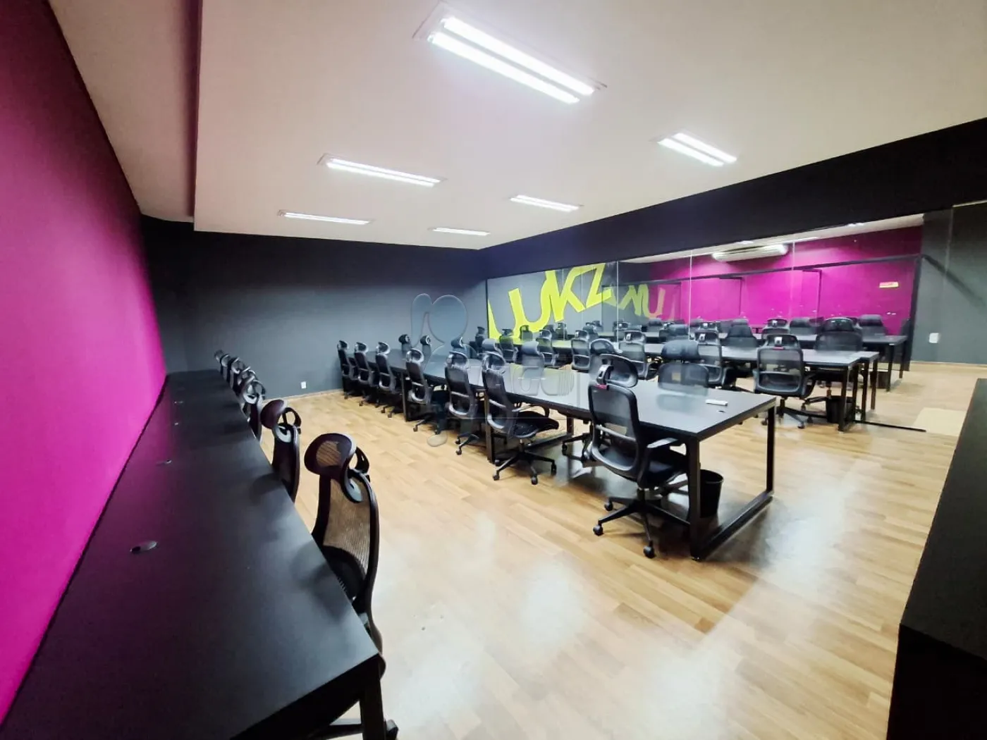 Alugar Comercial condom&iacute;nio / Escrit&oacute;rio - Loja em Ribeir&atilde;o Preto R$ 17.500,00 - Foto 2