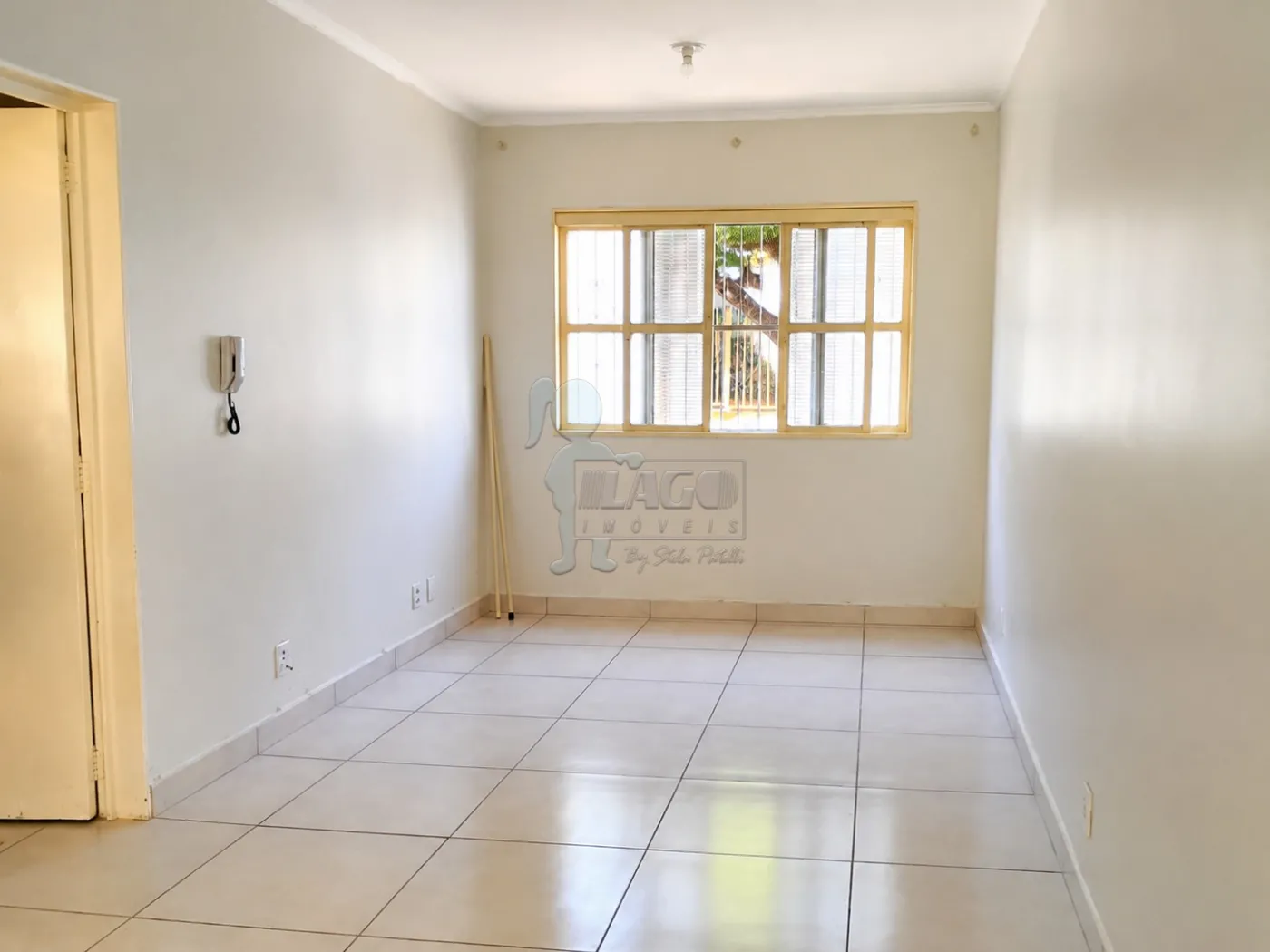 Alugar Apartamento / Padr&atilde;o em Ribeir&atilde;o Preto R$ 1.100,00 - Foto 1