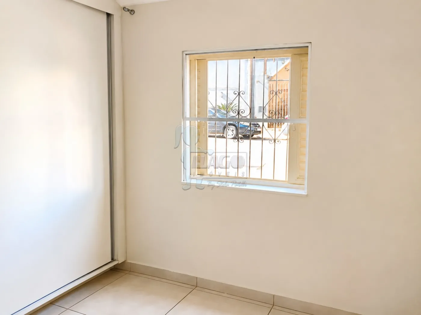 Alugar Apartamento / Padr&atilde;o em Ribeir&atilde;o Preto R$ 1.100,00 - Foto 3