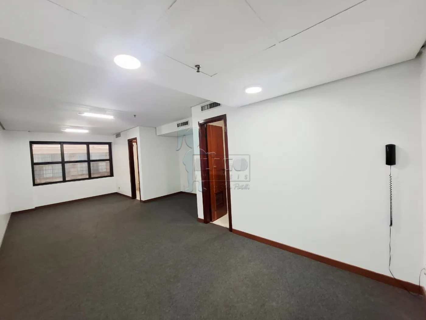 Alugar Comercial condom&iacute;nio / Escrit&oacute;rio - Loja em Ribeir&atilde;o Preto R$ 1.100,00 - Foto 2