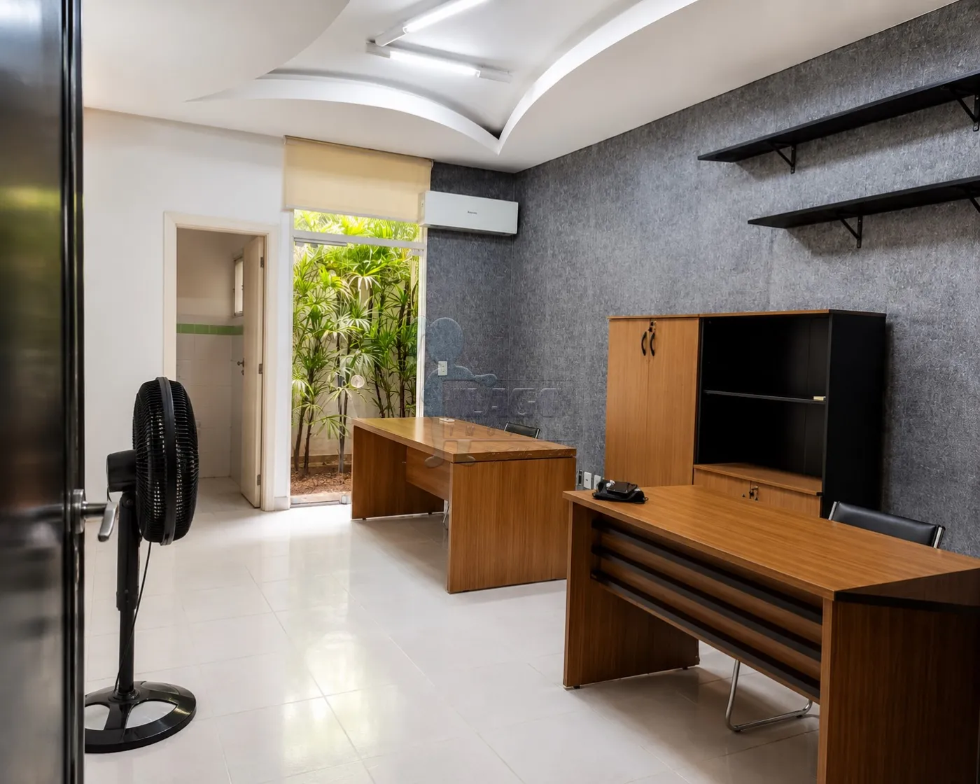 Alugar Comercial condom&iacute;nio / Escrit&oacute;rio - Loja em Ribeir&atilde;o Preto R$ 1.400,00 - Foto 2