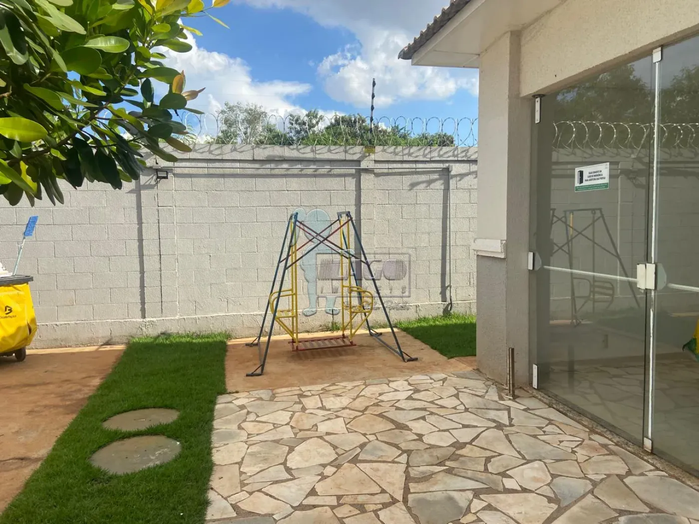 Comprar Apartamento / Padr&atilde;o em Ribeir&atilde;o Preto R$ 185.000,00 - Foto 39