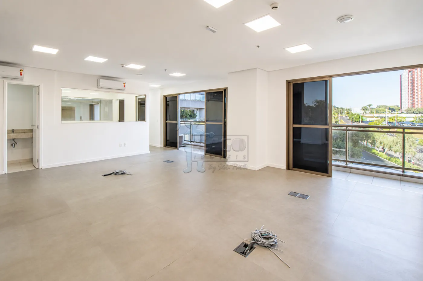 Comprar Comercial condom&iacute;nio / Escrit&oacute;rio - Loja em Ribeir&atilde;o Preto R$ 2.500.000,00 - Foto 4