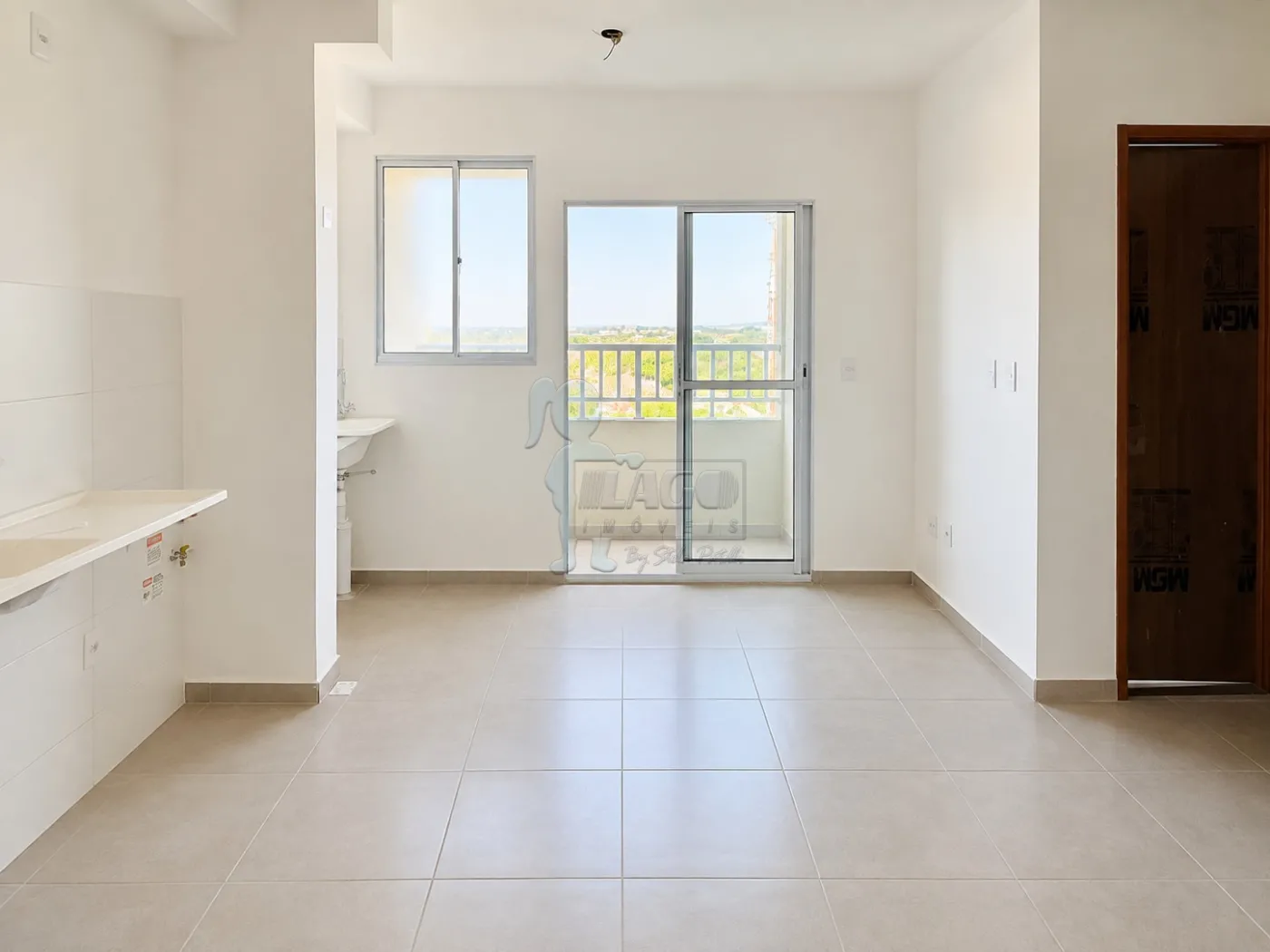 Alugar Apartamento / Padr&atilde;o em Ribeir&atilde;o Preto R$ 1.000,00 - Foto 1
