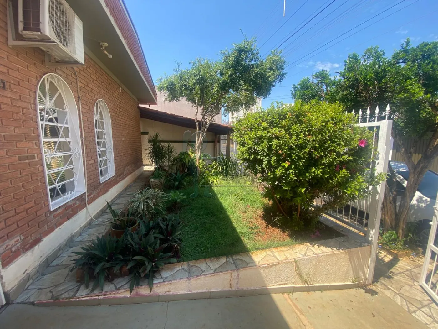 Comprar Casa / Padr&atilde;o em Ribeir&atilde;o Preto R$ 530.000,00 - Foto 4