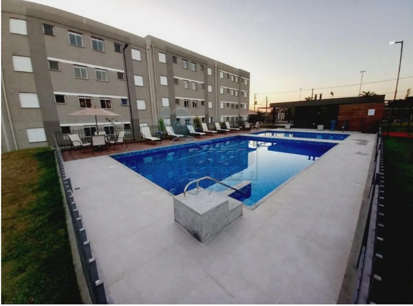 Alugar Apartamento / Padr&atilde;o em Ribeir&atilde;o Preto R$ 1.540,00 - Foto 2