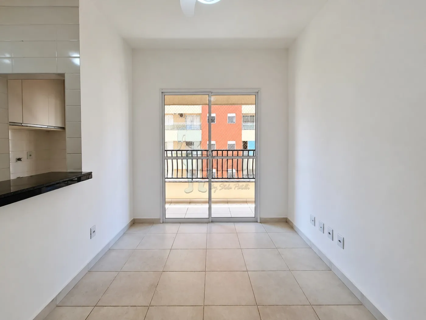 Alugar Apartamento / Padr&atilde;o em Ribeir&atilde;o Preto R$ 2.000,00 - Foto 4