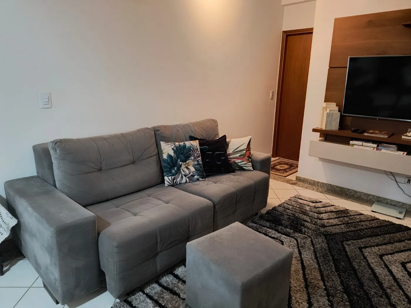Comprar Apartamento / Padr&atilde;o em Ribeir&atilde;o Preto R$ 265.000,00 - Foto 5