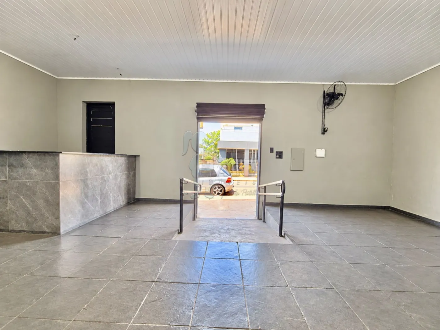 Alugar Comercial padr&atilde;o / Loja em Cravinhos R$ 2.500,00 - Foto 7