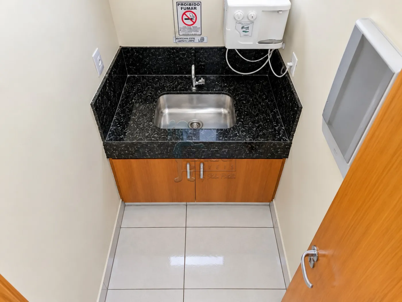 Alugar Comercial condom&iacute;nio / Escrit&oacute;rio - Loja em Ribeir&atilde;o Preto R$ 1.400,00 - Foto 13