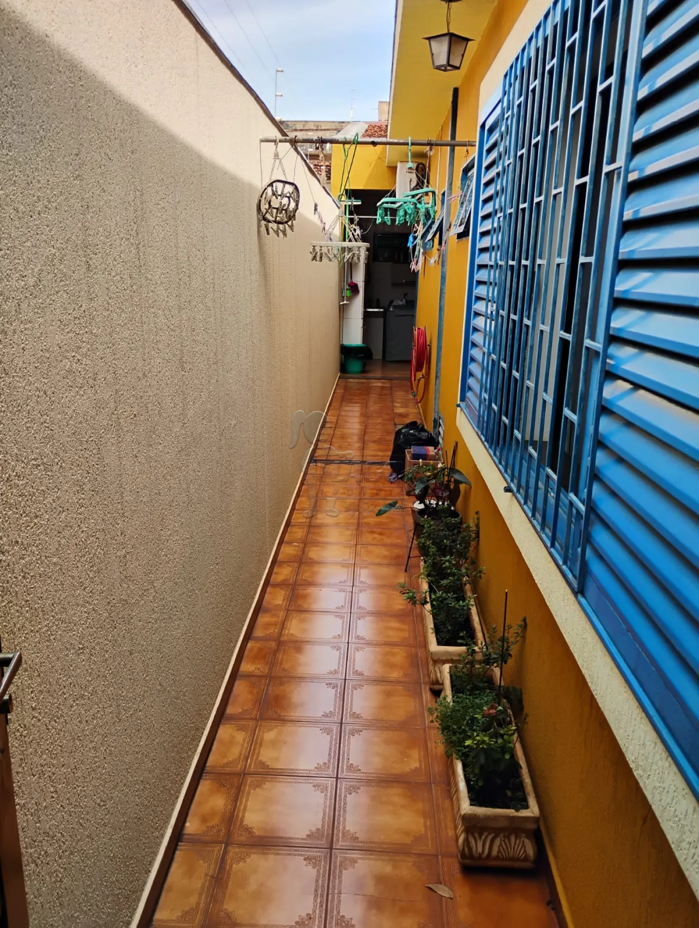Comprar Casa / Padr&atilde;o em Ribeir&atilde;o Preto R$ 450.000,00 - Foto 4