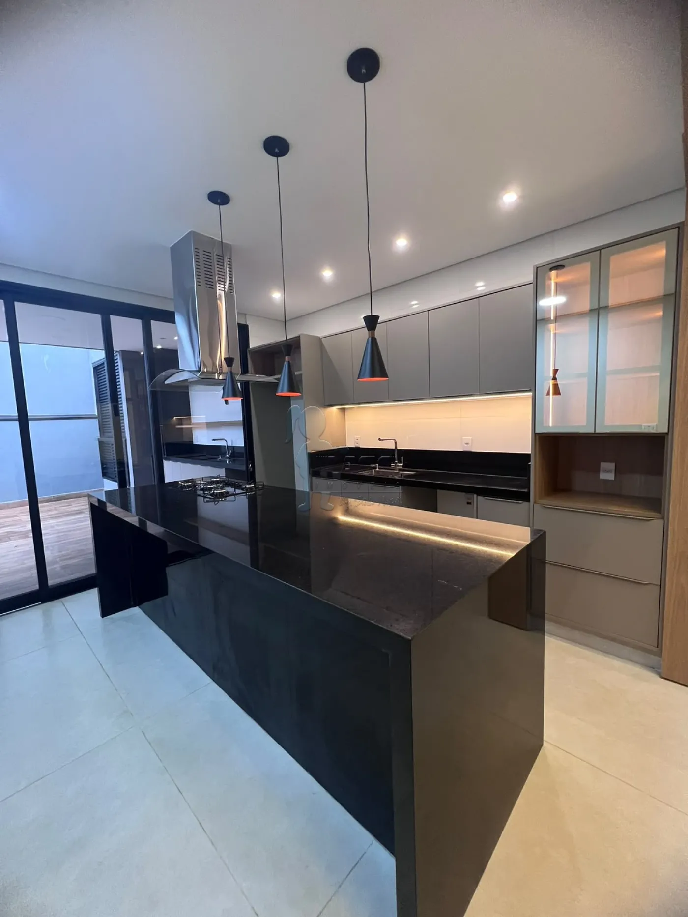 Comprar Casa condom&iacute;nio / Padr&atilde;o em Ribeir&atilde;o Preto R$ 1.360.000,00 - Foto 1