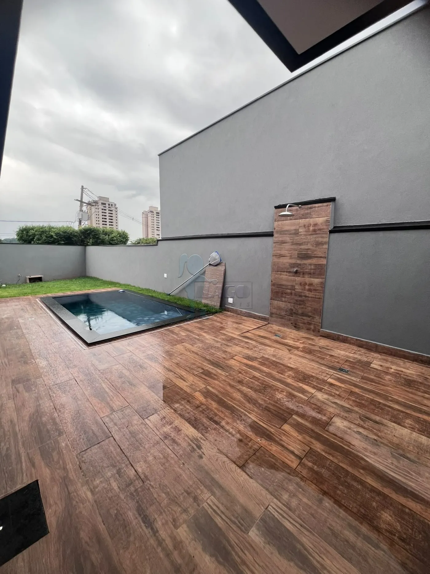 Comprar Casa condom&iacute;nio / Padr&atilde;o em Ribeir&atilde;o Preto R$ 1.360.000,00 - Foto 3