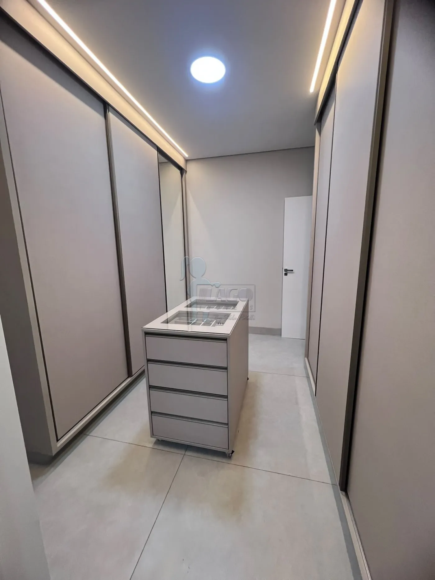 Comprar Casa condom&iacute;nio / Padr&atilde;o em Ribeir&atilde;o Preto R$ 1.360.000,00 - Foto 4