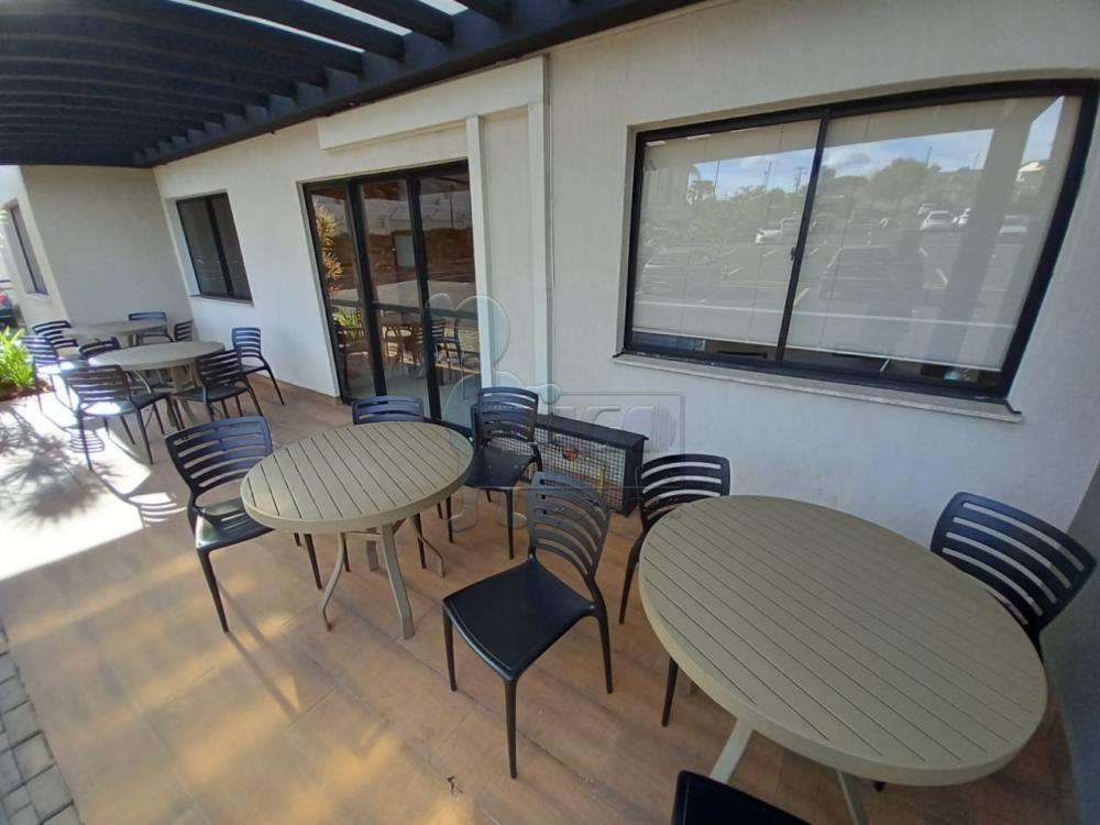 Alugar Apartamento / Padr&atilde;o em Ribeir&atilde;o Preto R$ 1.570,00 - Foto 40