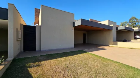 Cravinhos Fazenda Santa Maria casa condominio Venda R$1.300.000,00 Condominio R$600,00 3 Dormitorios 4 Vagas Area do terreno 250.00m2 Area construida 150.00m2