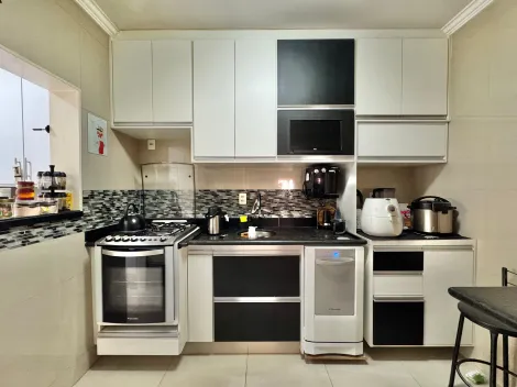 Ribeirao Preto Sumarezinho Apartamento Venda R$299.000,00 Condominio R$200,00 3 Dormitorios 1 Vaga 