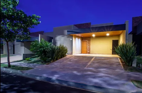Cravinhos Fazenda Santa Maria casa condominio Venda R$980.000,00 Condominio R$850,00 3 Dormitorios 4 Vagas Area do terreno 275.00m2 Area construida 156.00m2