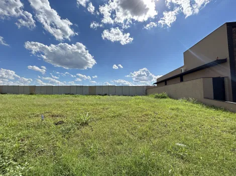 Terreno de 253m² à venda em condomínio - Vivendas da Mata