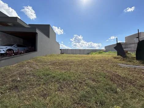 Terreno de 255m² à venda em condomínio - Vivendas da Mata