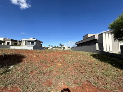 Terreno de 300m² à venda em condomínio - Vivendas da Mata
