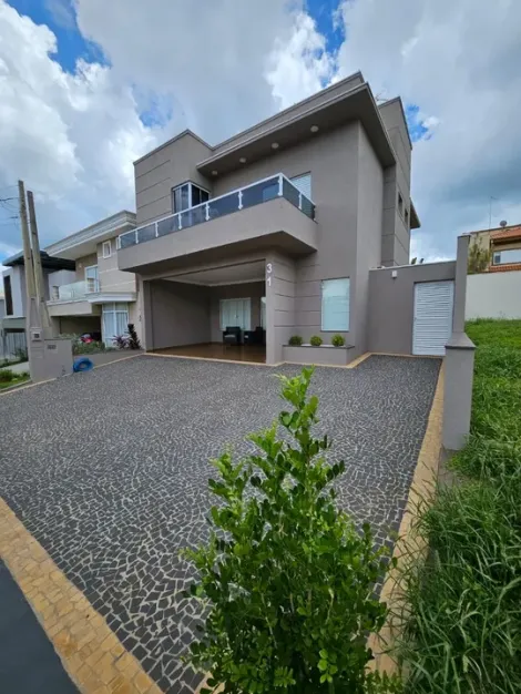 Cravinhos Jardim das Acacias casa condominio Venda R$1.200.000,00 Condominio R$350,00 4 Dormitorios 5 Vagas Area do terreno 300.00m2 Area construida 183.83m2