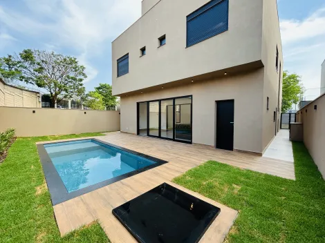 Casa sobrado de 266m² com 03 suítes à venda em condomínio - Vila do Golf