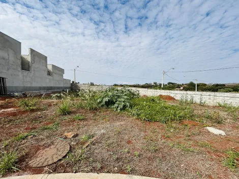 Terreno de 471m² à venda em condomínio - Village Costa Sul