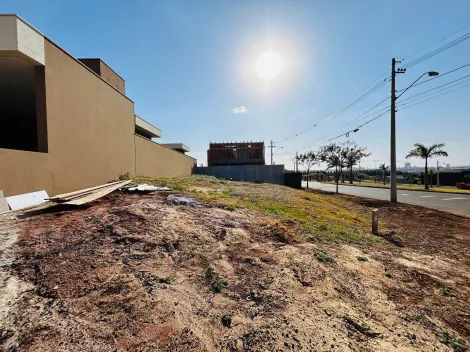 Terreno de 307m² à venda em condomínio - Quinta da Mata