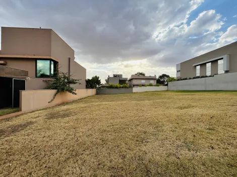 Terreno de 502m² à venda em condomínio - Reserva Santa Luisa
