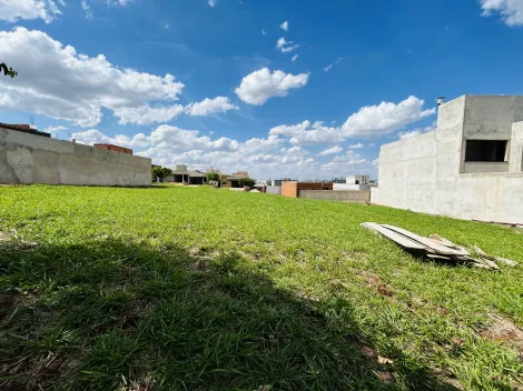 Terreno de 255m² à venda em condomínio - Bonfim Paulista