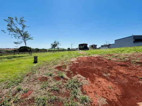 Terreno de 251m² à venda em condomínio - Quinta da Mata