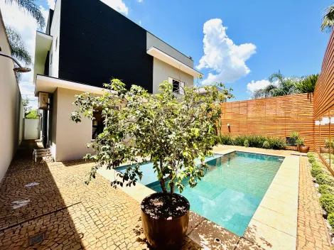 Casa sobrado de 282m² com 03 suítes à venda em condomínio - Jardim Saint Gerard