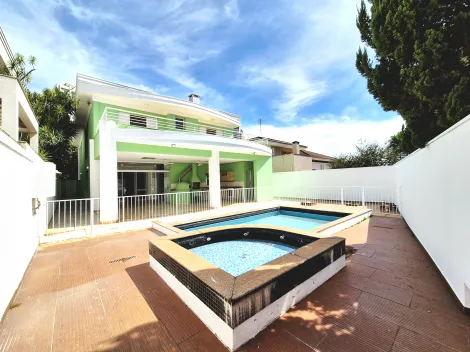Casa sobrado de 398m² com 04 suítes à venda em condomínio - Bosque das Juritis