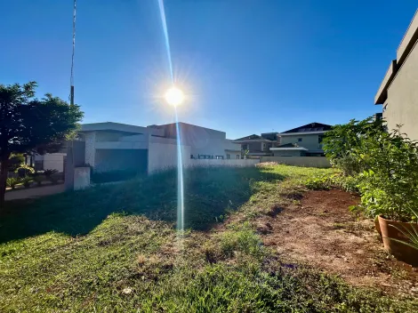 Terreno de 364 m² à venda em condomínio - Condomínio Bella Citta