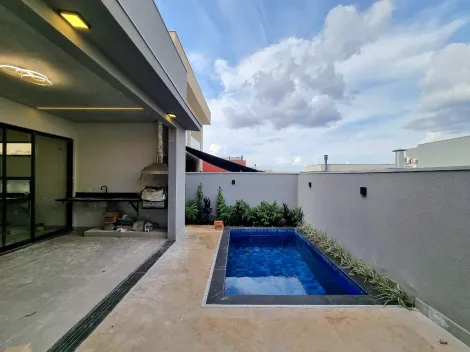 Casa sobrado de 150m² com 03 suítes à venda em condomínio - Portal da Mata