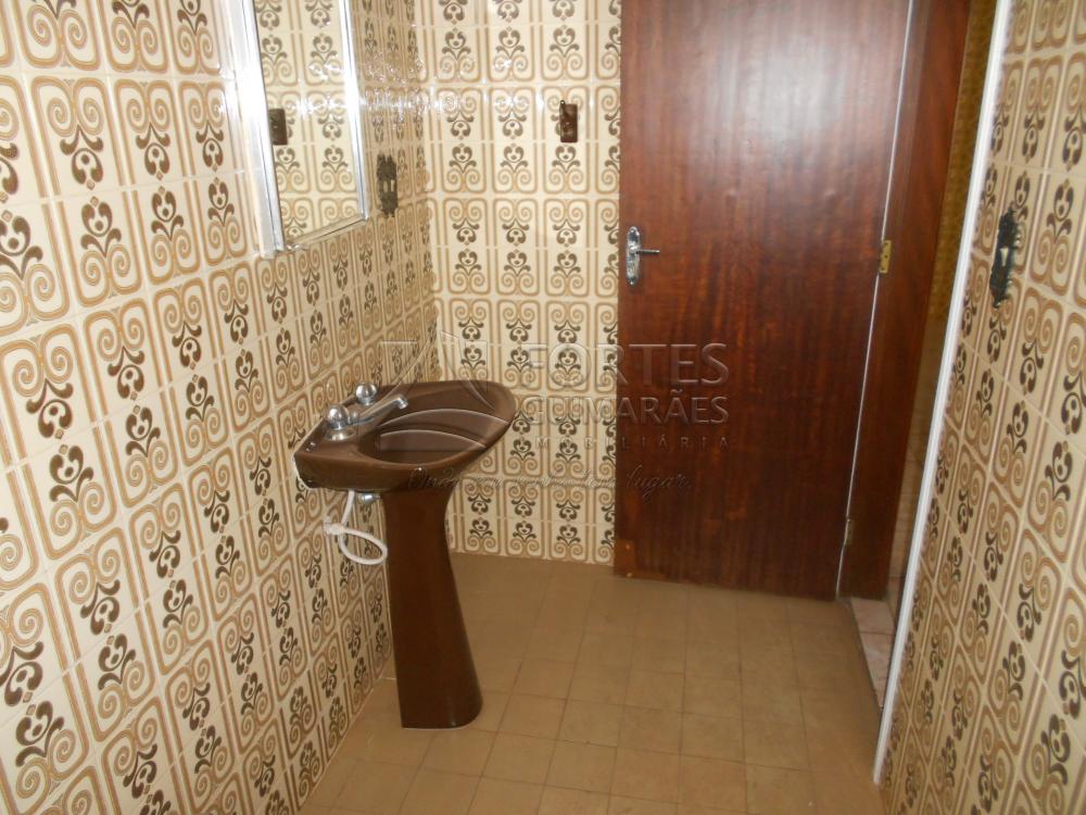 Alugar Apartamentos / Padr&atilde;o em Ribeir&atilde;o Preto R$ 750,00 - Foto 4
