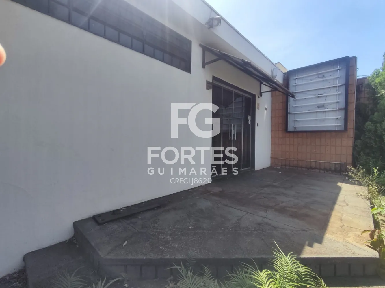 Alugar Comercial / Im&oacute;vel Comercial em Ribeir&atilde;o Preto R$ 3.000,00 - Foto 2