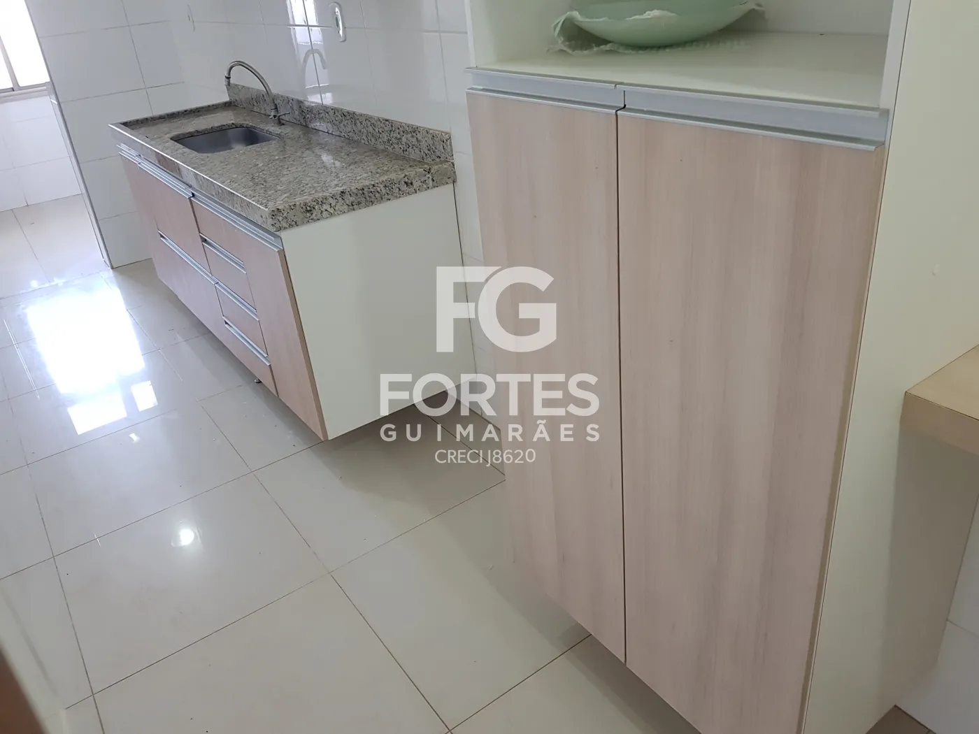 Alugar Apartamentos / Padr&atilde;o em Ribeir&atilde;o Preto R$ 4.000,00 - Foto 14