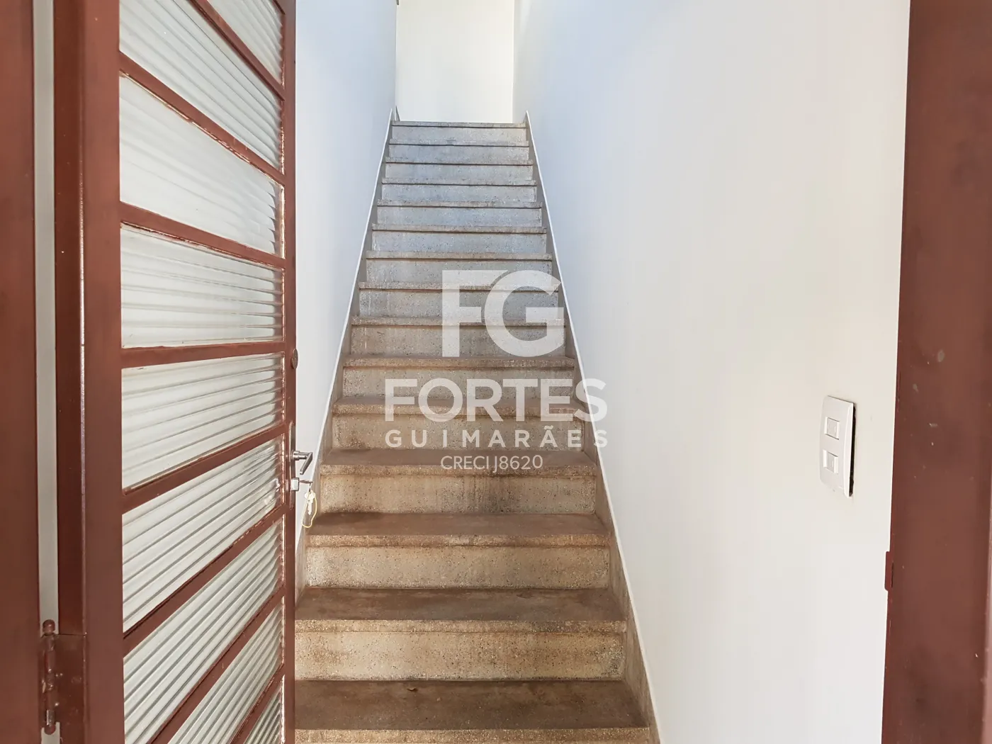 Alugar Apartamentos / Padr&atilde;o em Ribeir&atilde;o Preto R$ 1.600,00 - Foto 2