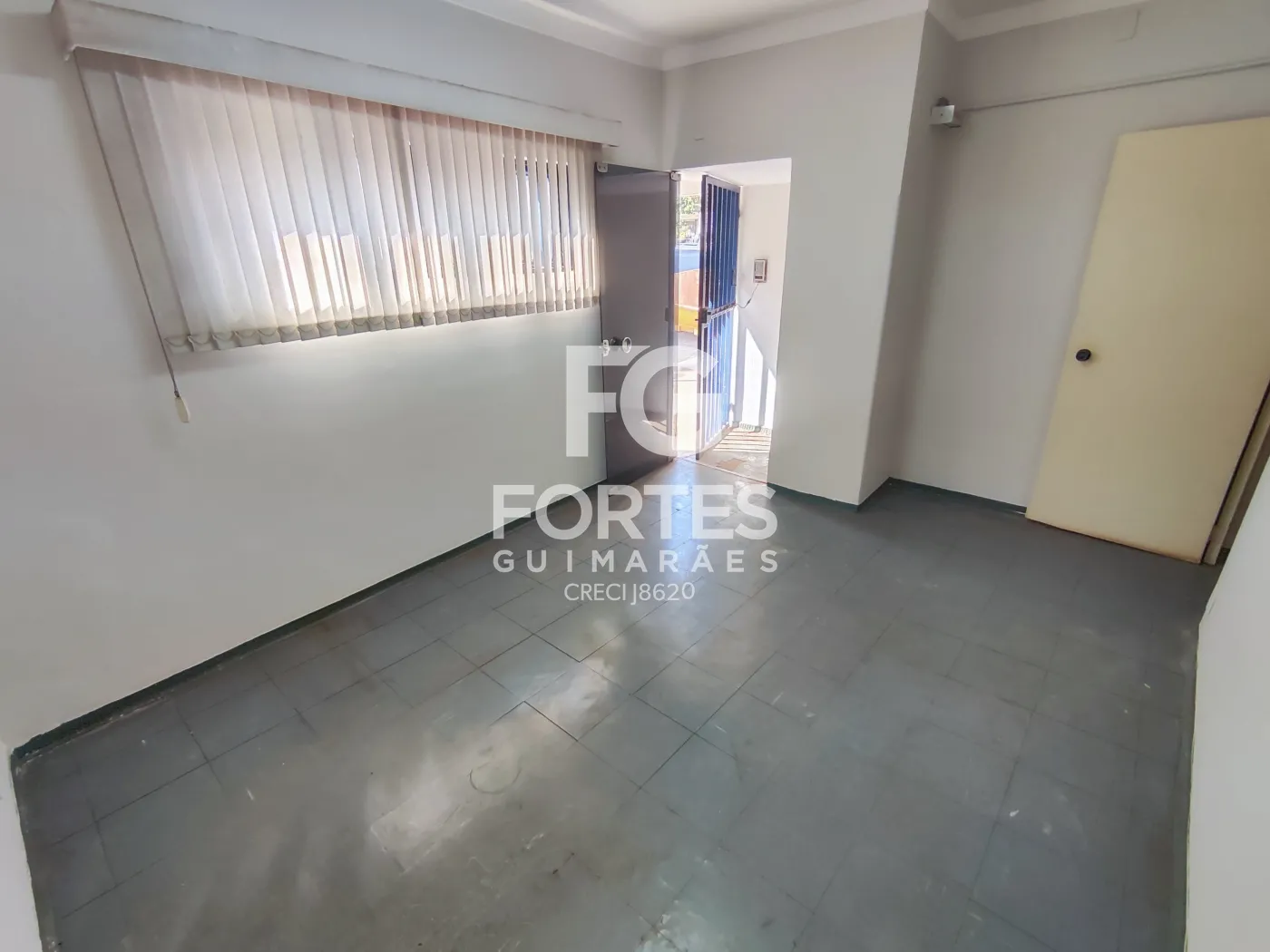 Alugar Comercial / Im&oacute;vel Comercial em Ribeir&atilde;o Preto R$ 2.500,00 - Foto 3