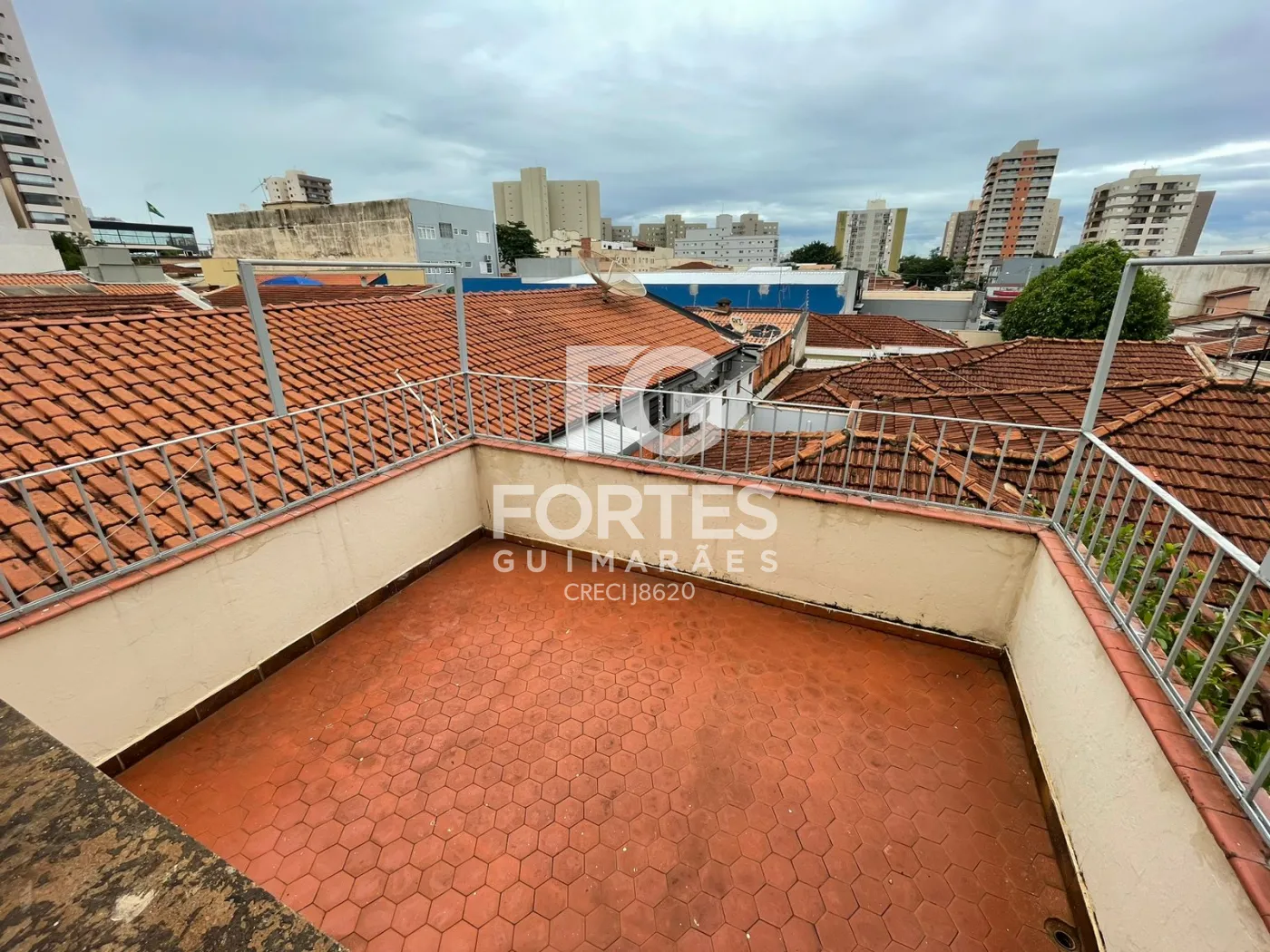 Alugar Comercial / Sal&atilde;o em Ribeir&atilde;o Preto R$ 2.500,00 - Foto 6