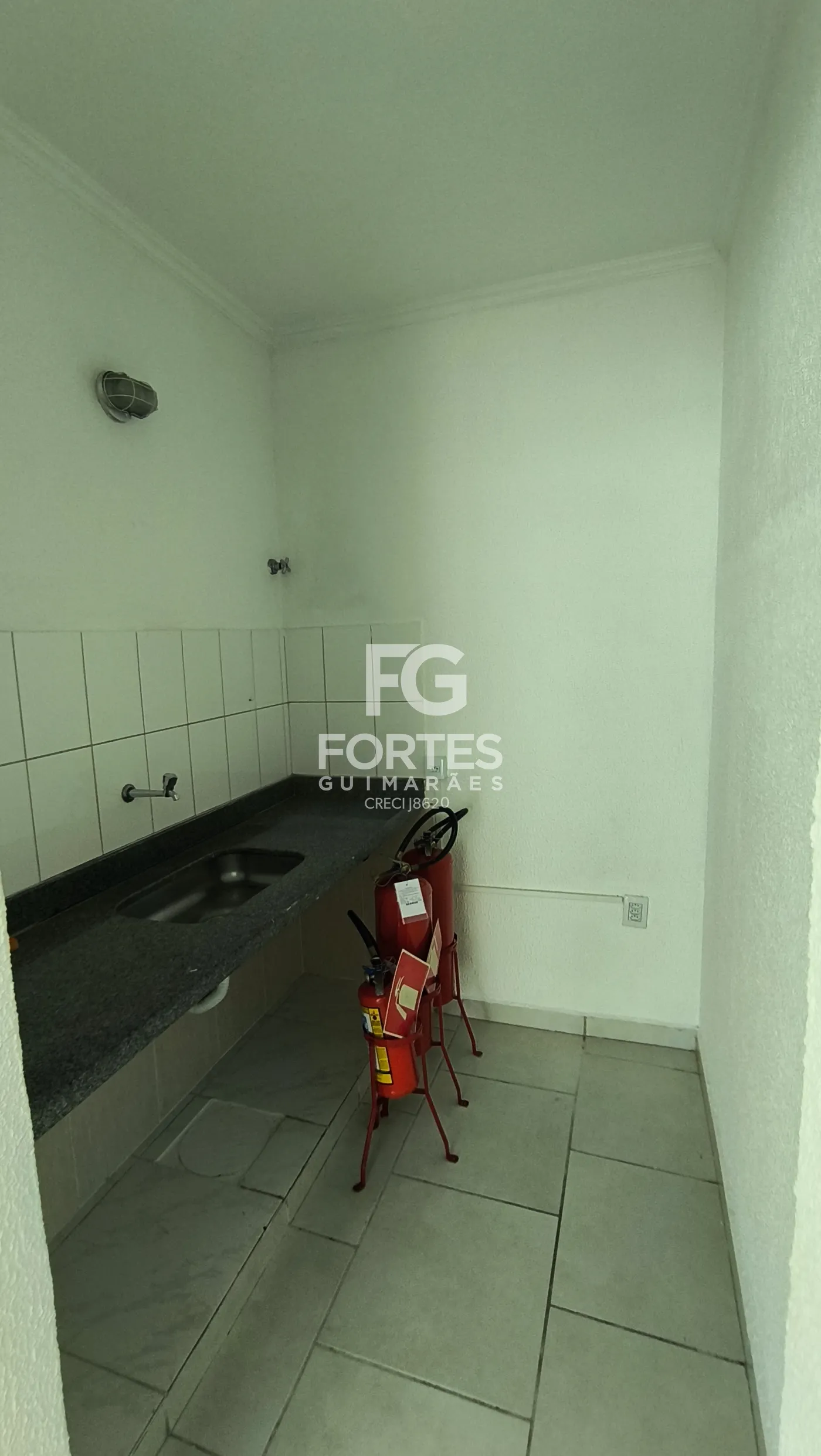 Alugar Comercial / Sal&atilde;o em Ribeir&atilde;o Preto R$ 3.300,00 - Foto 13