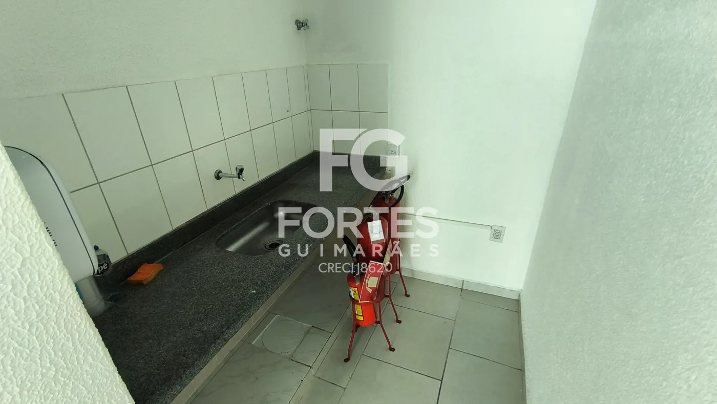 Alugar Comercial / Sal&atilde;o em Ribeir&atilde;o Preto R$ 3.300,00 - Foto 14