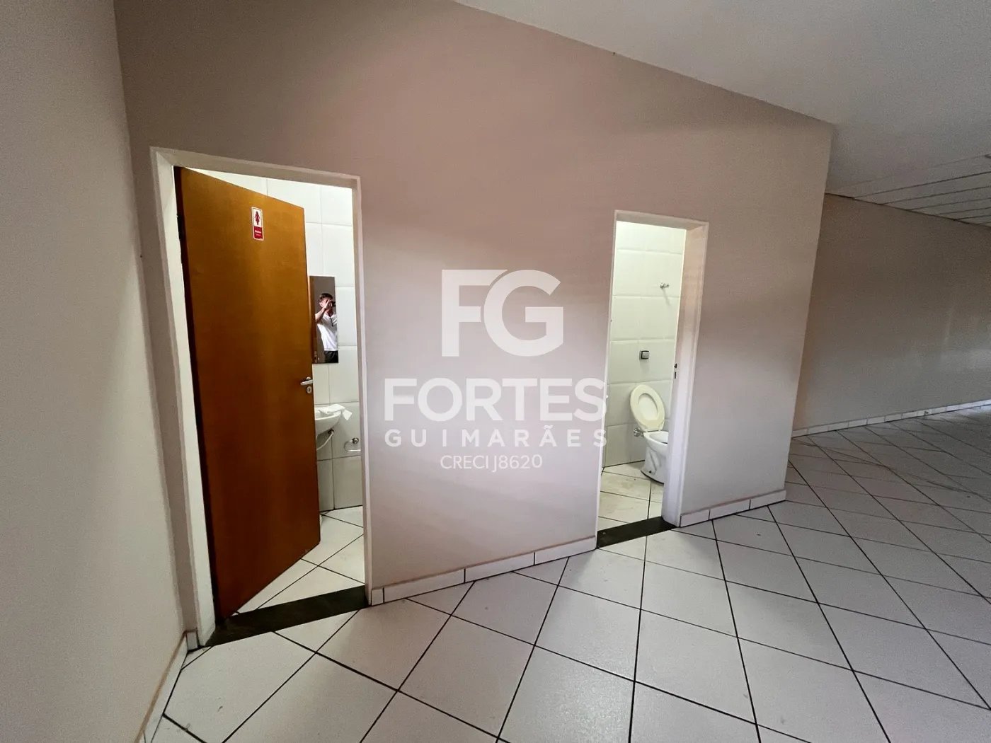 Alugar Comercial / Sal&atilde;o em Ribeir&atilde;o Preto R$ 16.500,00 - Foto 14