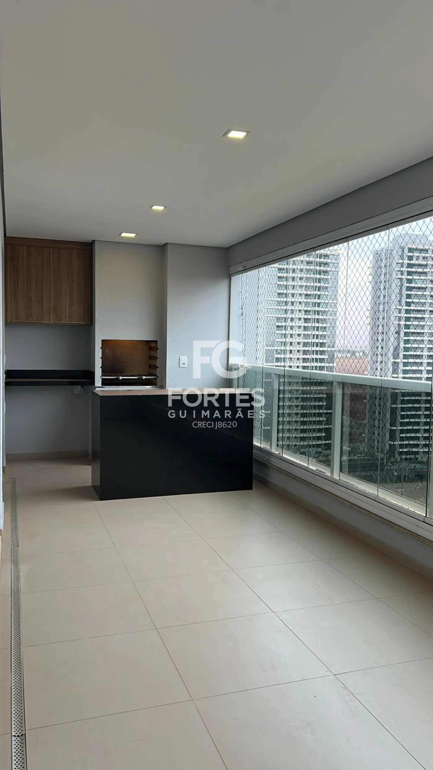 Alugar Apartamentos / Padr&atilde;o em Bonfim Paulista R$ 5.800,00 - Foto 3