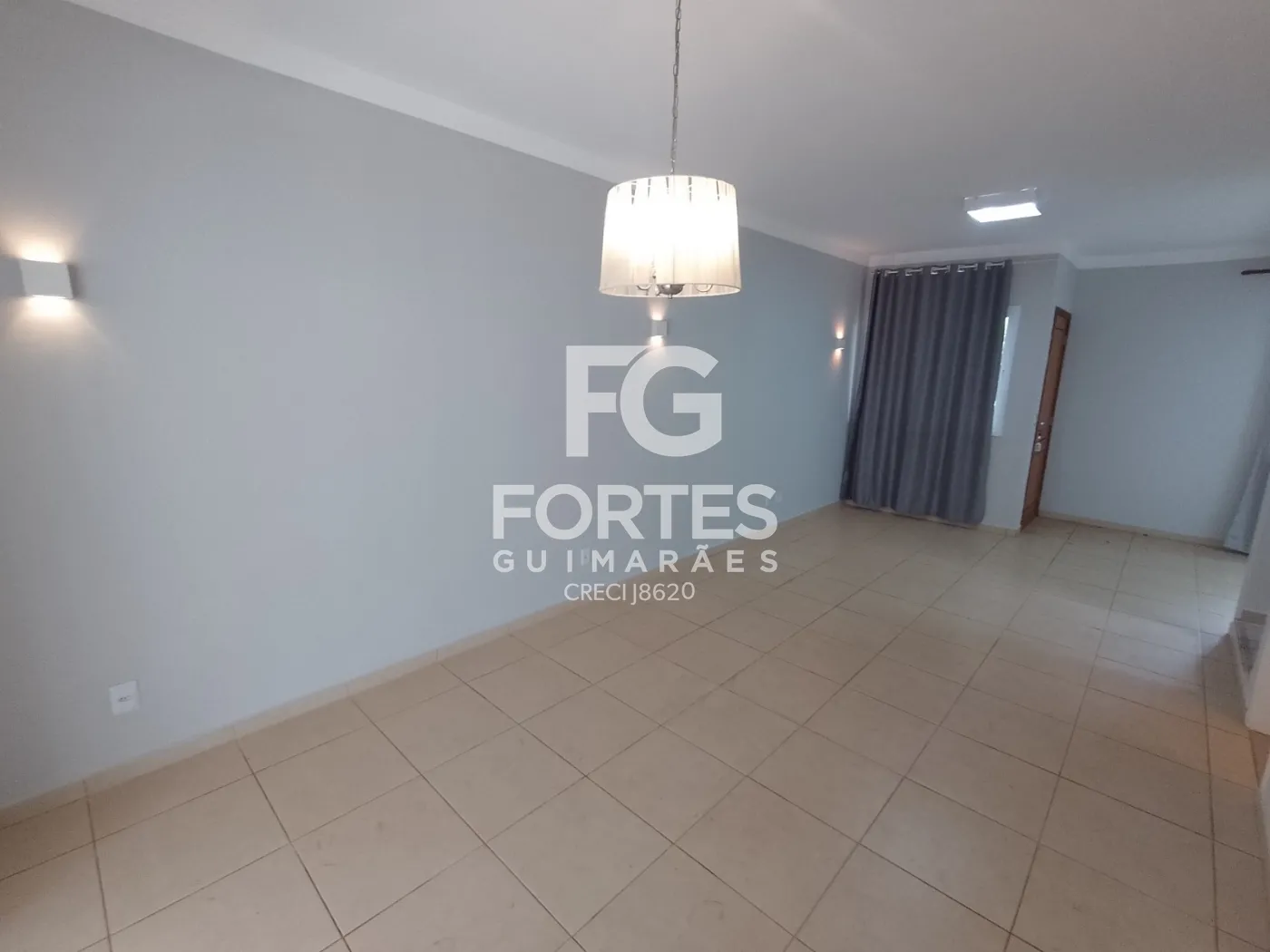 Alugar Casas / Condom&iacute;nio em Bonfim Paulista R$ 4.500,00 - Foto 2